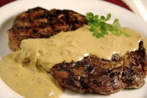 CARNE ASSADA AO MOLHO MOSTARDA
